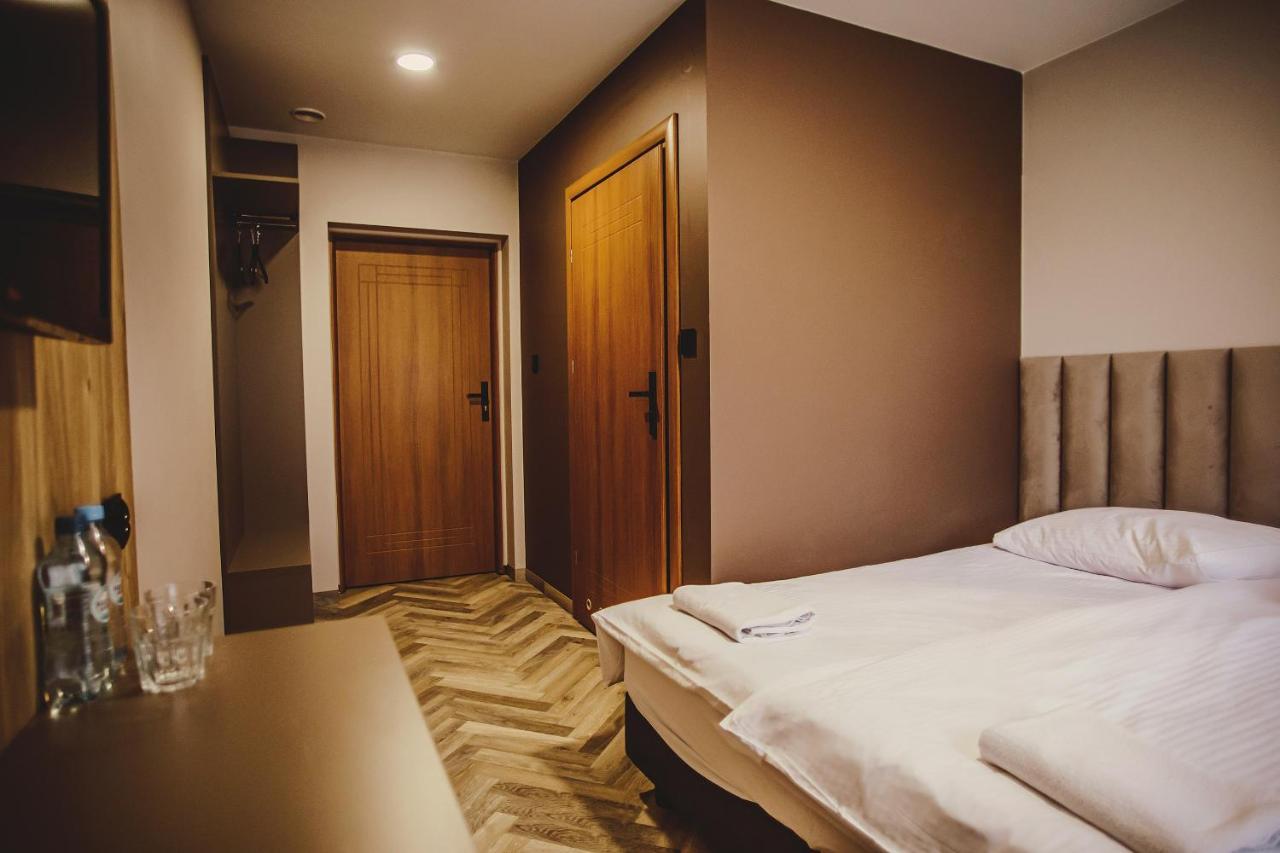 Motel Wrzosowa Kamiensk Zewnętrze zdjęcie